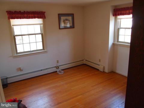 363 Dutch Ship Ct, Pasadena, MD 21122 photo 9