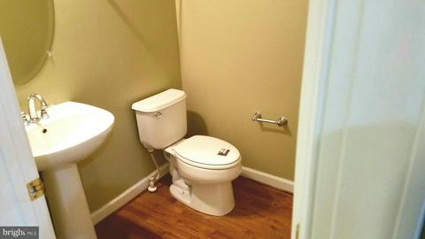 18483 Quantico Gateway Dr, Triangle, VA 22172 photo 8