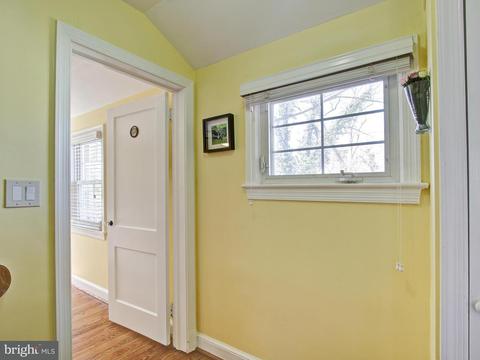 305 E Franklin Ave, Silver Spring, MD 20901 photo 19