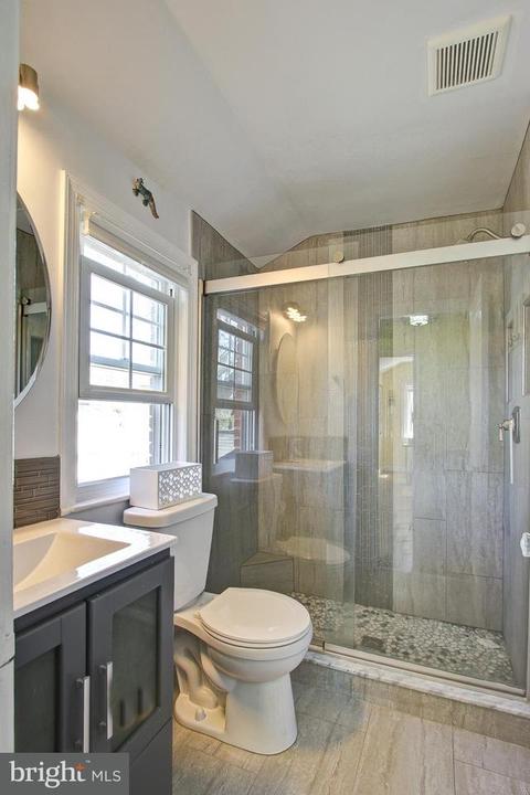 305 E Franklin Ave, Silver Spring, MD 20901 photo 22