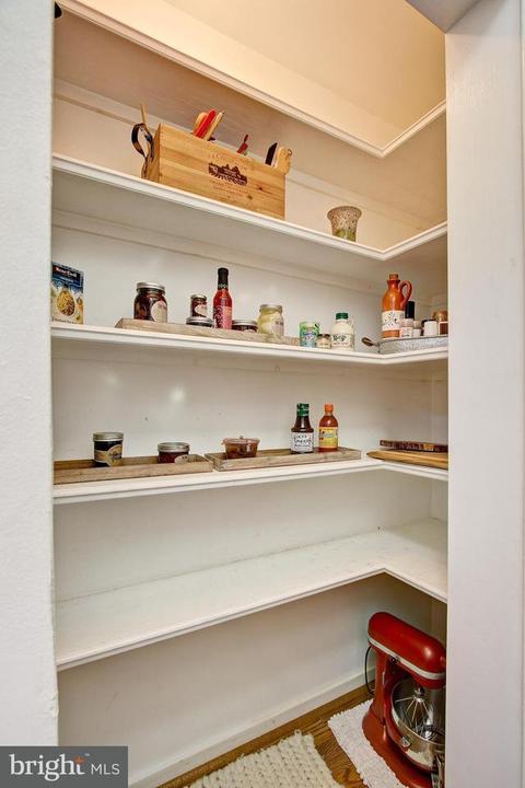 305 E Franklin Ave, Silver Spring, MD 20901 photo 18