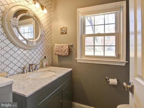 305 E Franklin Ave, Silver Spring, MD 20901 photo 7