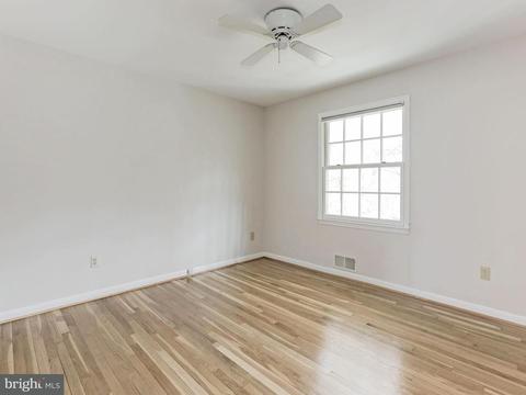 12004 Canter Ln, Reston, VA 20191 photo 18