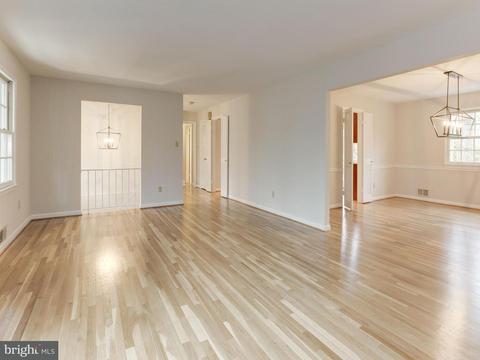 12004 Canter Ln, Reston, VA 20191 photo 6