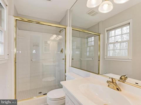 12004 Canter Ln, Reston, VA 20191 photo 17