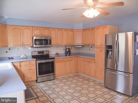 210 Opal Ave, Westminster, MD 21157 photo 15
