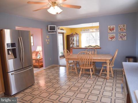 210 Opal Ave, Westminster, MD 21157 photo 14