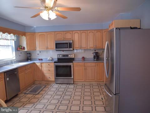 210 Opal Ave, Westminster, MD 21157 photo 16