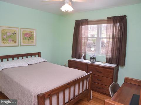 210 Opal Ave, Westminster, MD 21157 photo 12