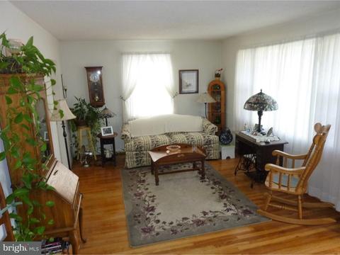416 E Linwood Ave, Maple Shade, NJ 08052 photo 4