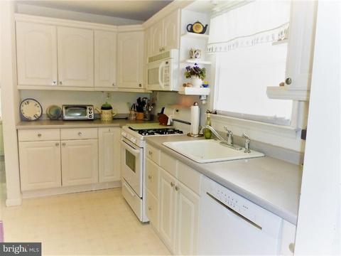 416 E Linwood Ave, Maple Shade, NJ 08052 photo 5