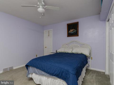 876 Lichtenthal St, Delran, NJ 08075 photo 16