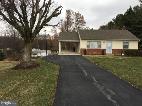 4504 Maple Grove Rd, Hampstead, MD 21074 photo 4