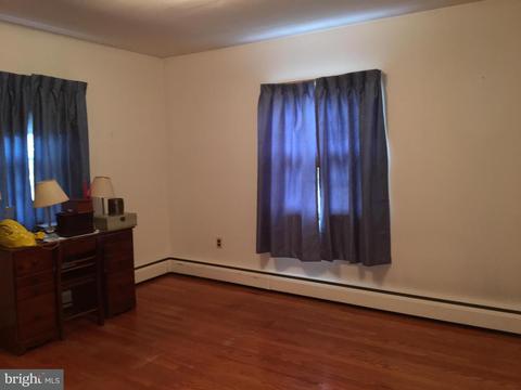 4504 Maple Grove Rd, Hampstead, MD 21074 photo 10