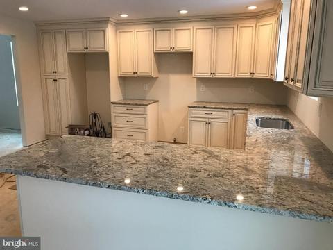 555 Alexander Ave, Maple Shade, NJ 08052 photo 4