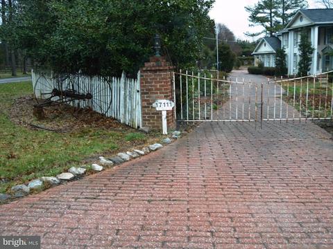 17111 Clear Creek Dr, Silver Spring, MD 20905 photo 28
