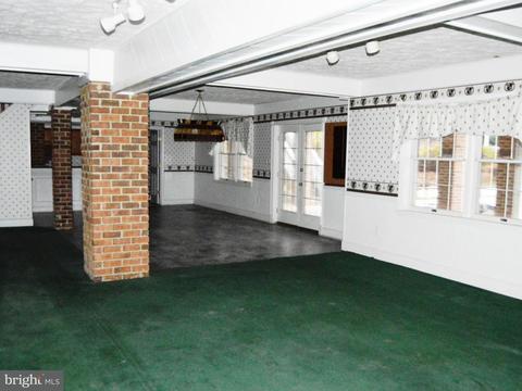 17111 Clear Creek Dr, Silver Spring, MD 20905 photo 14