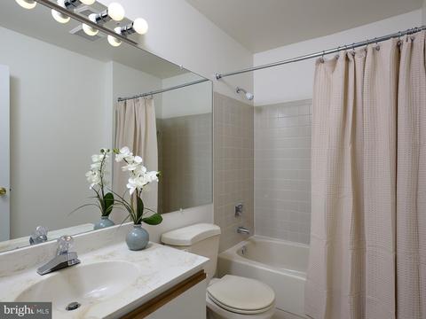9403 Clocktower Ln, Columbia, MD 21046 photo 14
