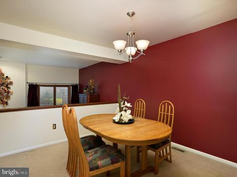 9403 Clocktower Ln, Columbia, MD 21046 photo 7