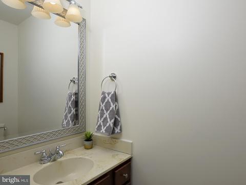 9403 Clocktower Ln, Columbia, MD 21046 photo 11