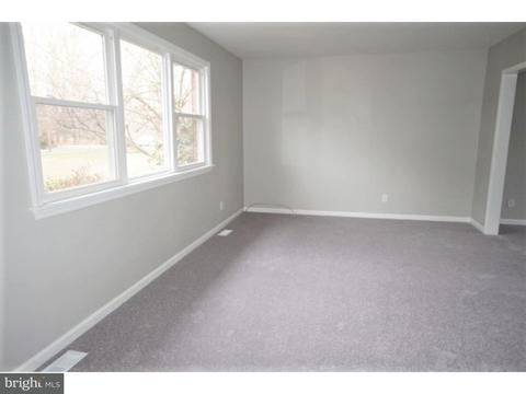 84 Democrat Rd, Mickleton, NJ 08056 photo 4