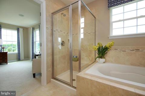 410 Corniche Ct, Westminster, MD 21158 photo 3