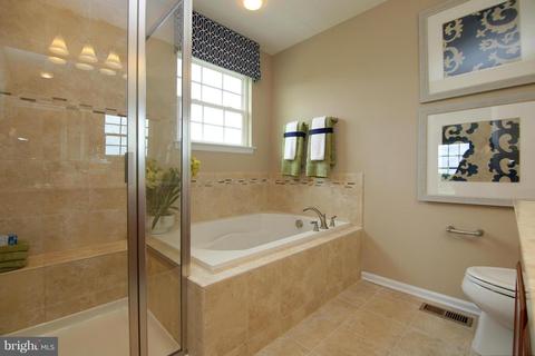 410 Corniche Ct, Westminster, MD 21158 photo 2