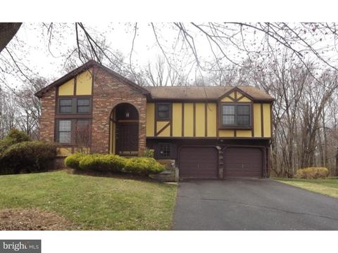 36 Colleen Cir, Ewing, NJ 08638 photo 1