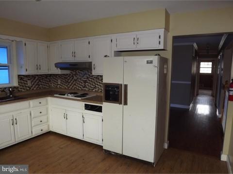 36 Colleen Cir, Ewing, NJ 08638 photo 7