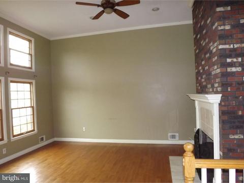 36 Colleen Cir, Ewing, NJ 08638 photo 3