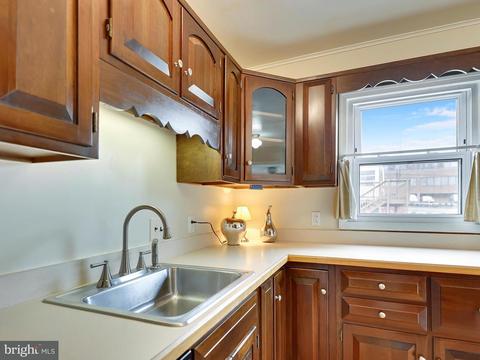 10402 Amherst Ave, Silver Spring, MD 20902 photo 9