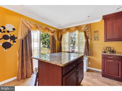 8 Walter Dr, Williamstown, NJ 08094 photo 11