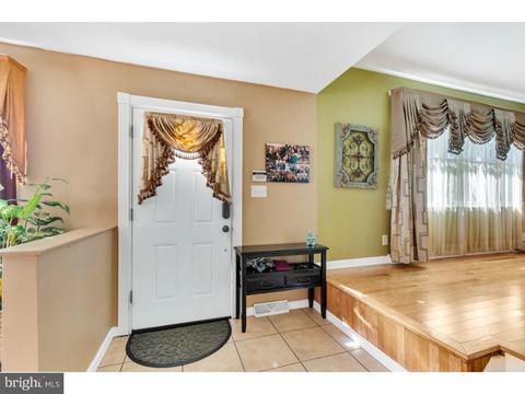 8 Walter Dr, Williamstown, NJ 08094 photo 6