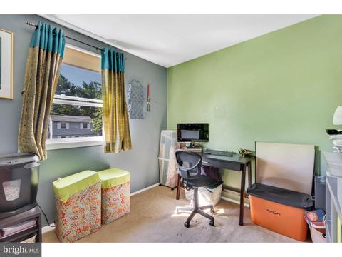 8 Walter Dr, Williamstown, NJ 08094 photo 18