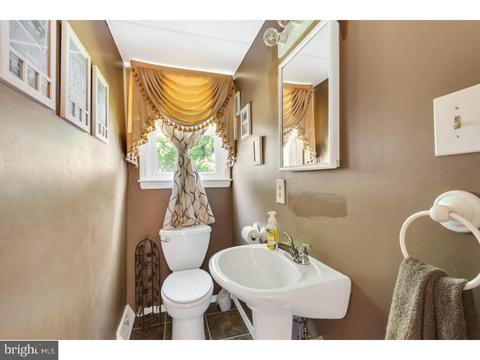8 Walter Dr, Williamstown, NJ 08094 photo 12