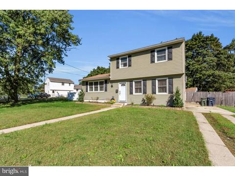 8 Walter Dr, Williamstown, NJ 08094 photo 2