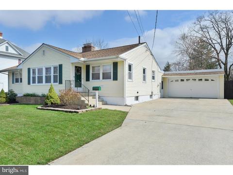 327 E Holly Ave, Pitman, NJ 08071 photo 3