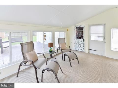 327 E Holly Ave, Pitman, NJ 08071 photo 4