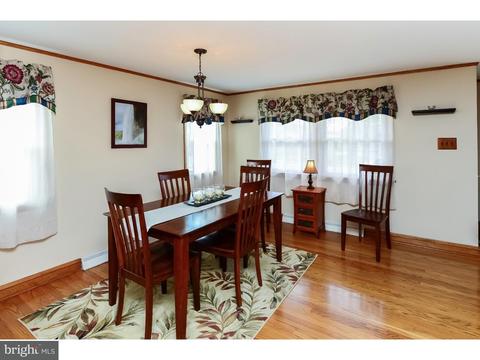 327 E Holly Ave, Pitman, NJ 08071 photo 8