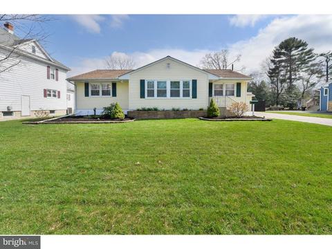 327 E Holly Ave, Pitman, NJ 08071 photo 1