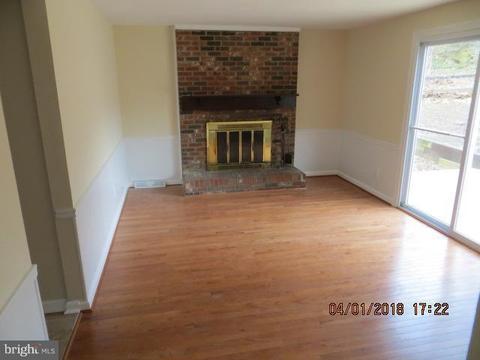 5230 Windmill Ln, Columbia, MD 21044 photo 3
