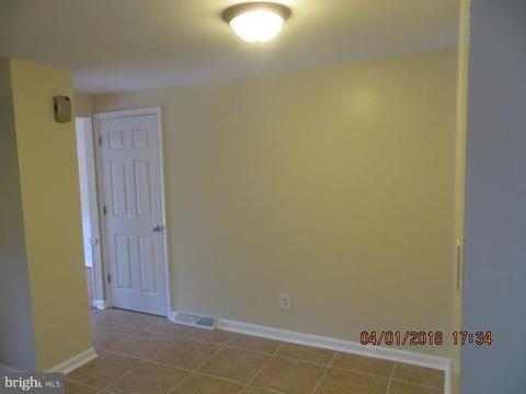 5230 Windmill Ln, Columbia, MD 21044 photo 13