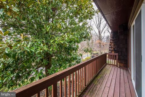 8161 E Beach Dr NW, Washington, DC 20012 photo 11