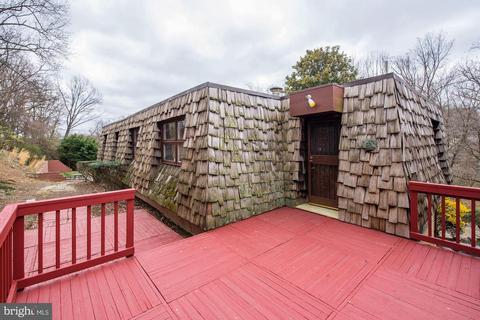 8161 E Beach Dr NW, Washington, DC 20012 photo 27