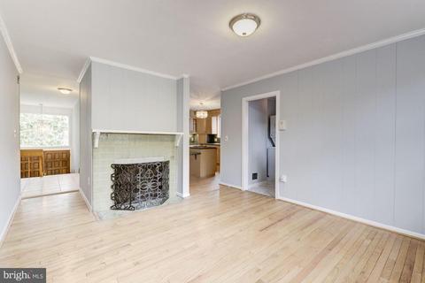 8161 E Beach Dr NW, Washington, DC 20012 photo 6