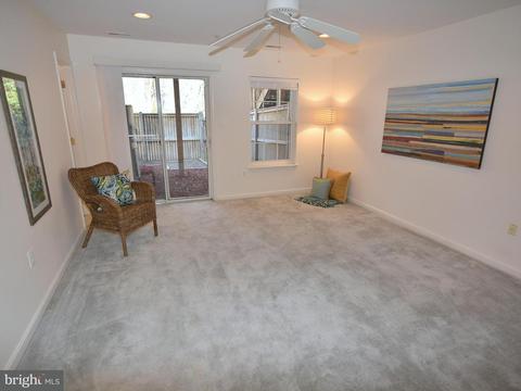 3922 Apple Orchard Dr, Pasadena, MD 21122 photo 4