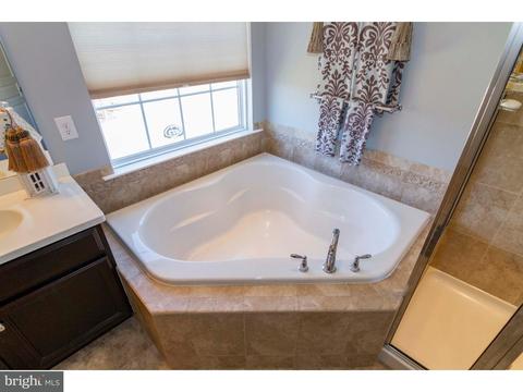 244 Bartlett Dr, Mickleton, NJ 08056 photo 16