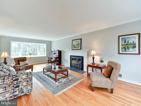7810 Falstaff Rd, Mclean, VA 22102 photo 4