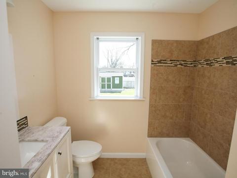 340 Compton Ave, Laurel, MD 20707 photo 9