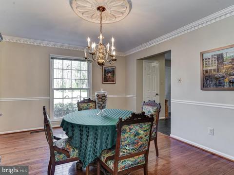 912 Ridge Dr, Mclean, VA 22101 photo 13